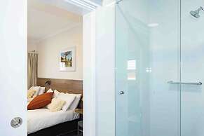 The Metropolitan Hotel