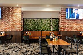 The Metropolitan Hotel