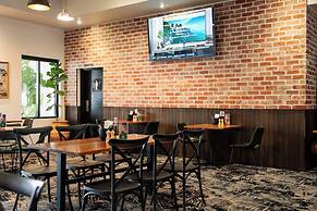 The Metropolitan Hotel