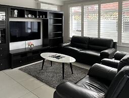 Wharf Boutique Apartments