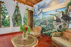 Ian Anderson's Caves Branch Adventure Co