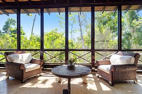 Ian Anderson's Caves Branch Adventure Co