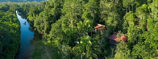 Ian Anderson's Caves Branch Adventure Co