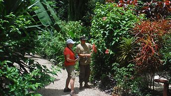 Ian Anderson's Caves Branch Adventure Co