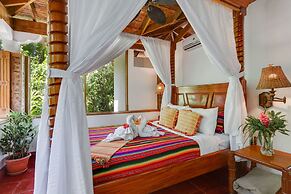 Ian Anderson's Caves Branch Adventure Co