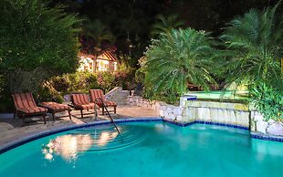 Ian Anderson's Caves Branch Adventure Co