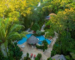 Ian Anderson's Caves Branch Adventure Co