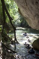 Ian Anderson's Caves Branch Adventure Co