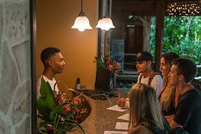 Ian Anderson's Caves Branch Adventure Co