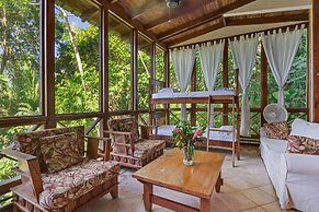 Ian Anderson's Caves Branch Adventure Co