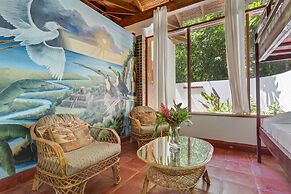 Ian Anderson's Caves Branch Adventure Co