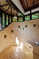 Ian Anderson's Caves Branch Adventure Co