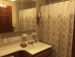 Lincoln Center Apartments