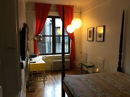 Lincoln Center Apartments