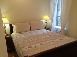 Lincoln Center Apartments