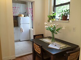 Lincoln Center Apartments