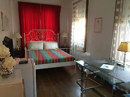 Lincoln Center Apartments