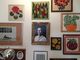 Lincoln Center Apartments