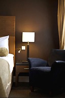 Parliament House Hotel