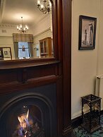 Parliament House Hotel