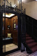 Parliament House Hotel