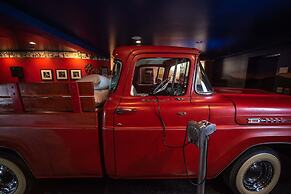 The Anniversary Inn Logan