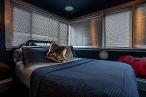 The Anniversary Inn Logan