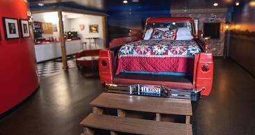 The Anniversary Inn Logan