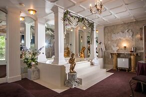 The Anniversary Inn Logan