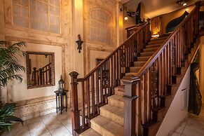 The Anniversary Inn Logan