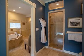 The Anniversary Inn Logan