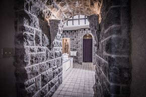 The Anniversary Inn Logan