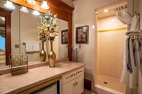 The Anniversary Inn Logan