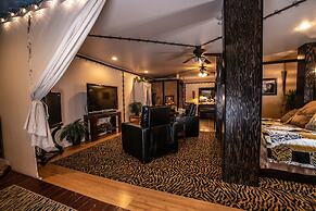 The Anniversary Inn Logan