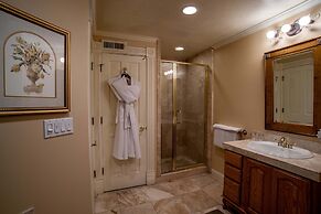 The Anniversary Inn Logan