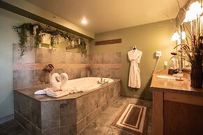 The Anniversary Inn Logan