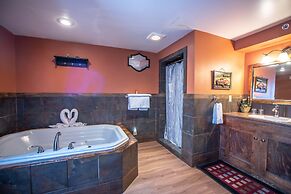 The Anniversary Inn Logan