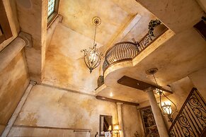 The Anniversary Inn Logan