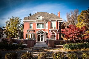 The Anniversary Inn Logan