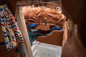 The Anniversary Inn Logan