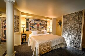 The Anniversary Inn Logan