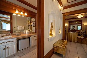 The Anniversary Inn Logan