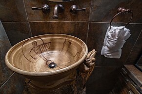 The Anniversary Inn Logan