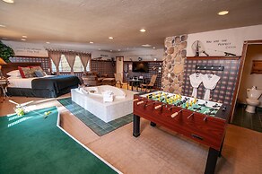 The Anniversary Inn Logan