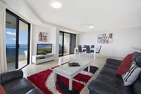 Clubb Coolum Beach Resort