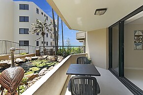 Clubb Coolum Beach Resort