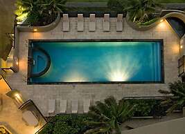 Clubb Coolum Beach Resort