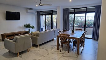 Clubb Coolum Beach Resort