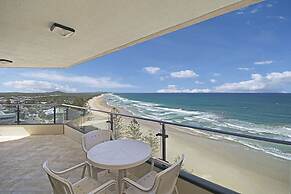 Clubb Coolum Beach Resort