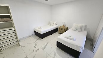 Clubb Coolum Beach Resort